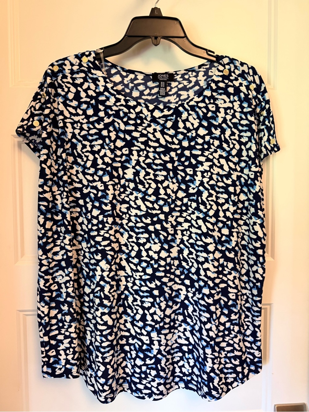 Jones New York Navy and White Printed Short Sleeve Blouse